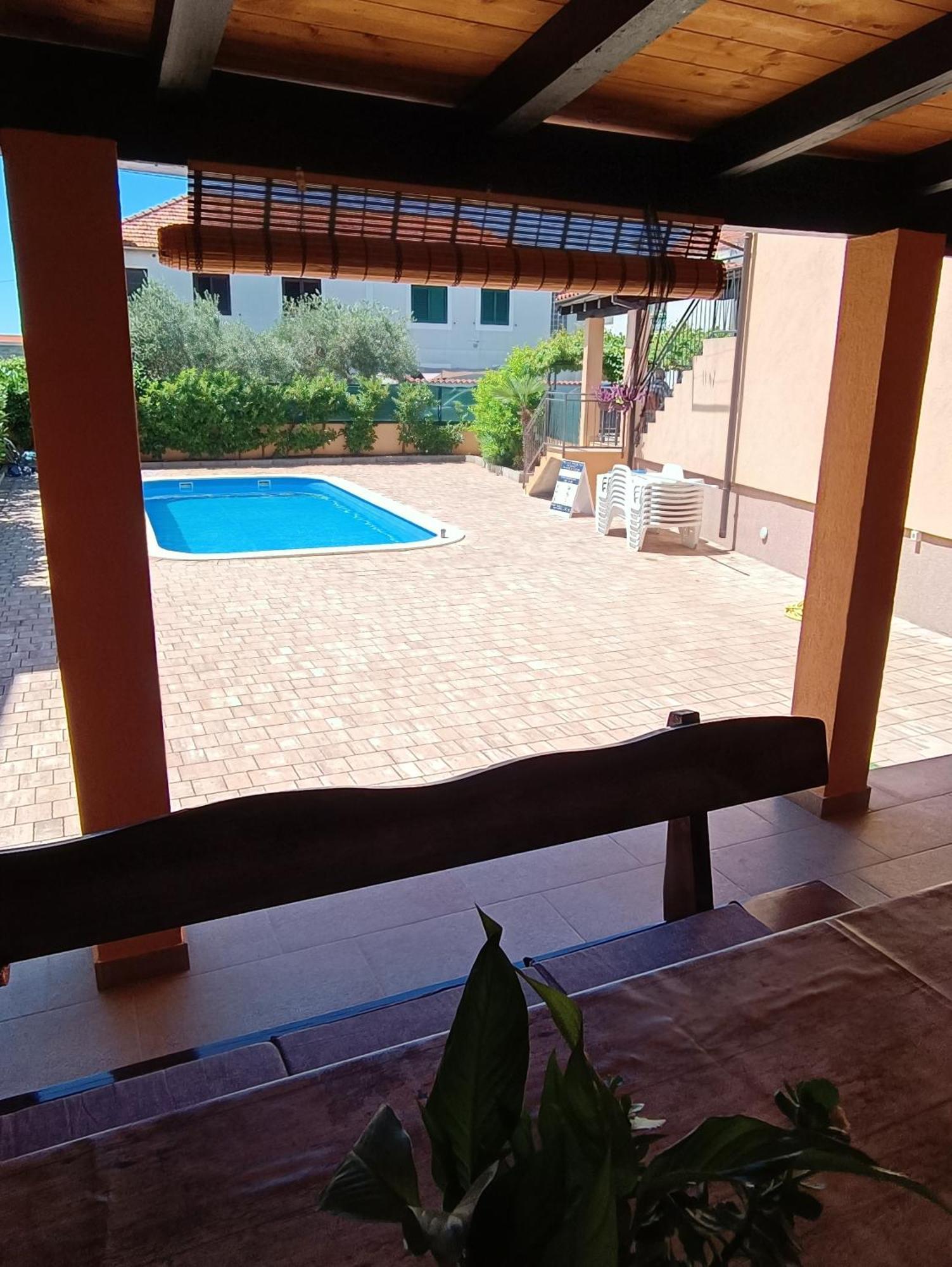 Apartmani Sprljan Vodice Kültér fotó