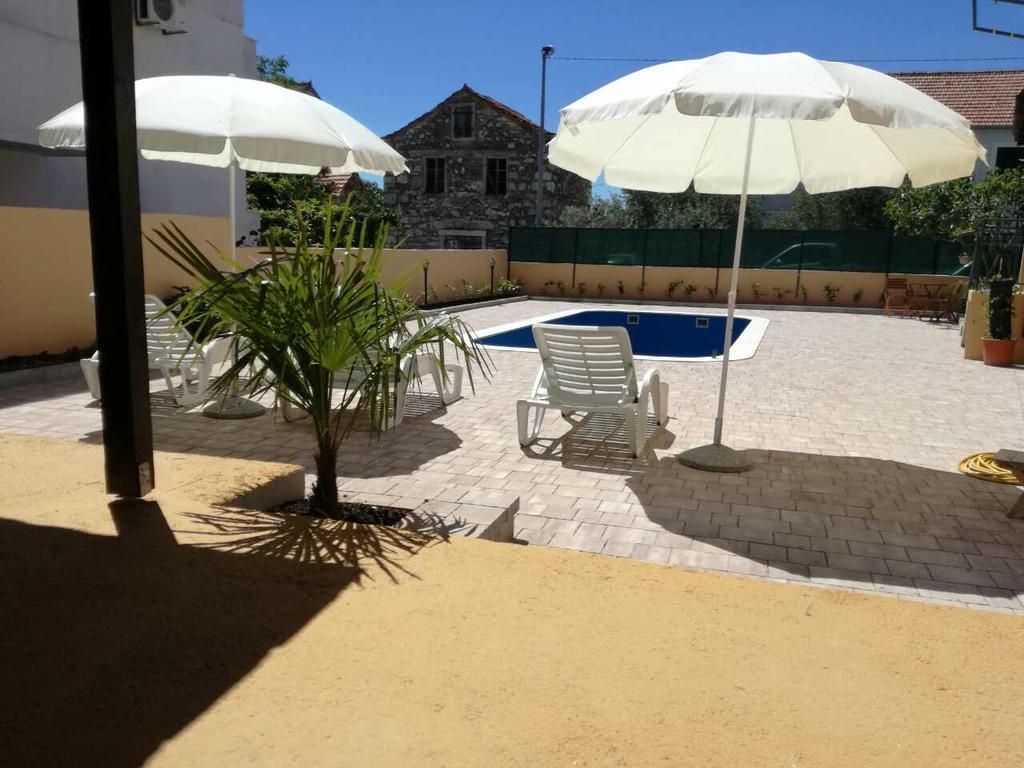 Apartmani Sprljan Vodice Kültér fotó