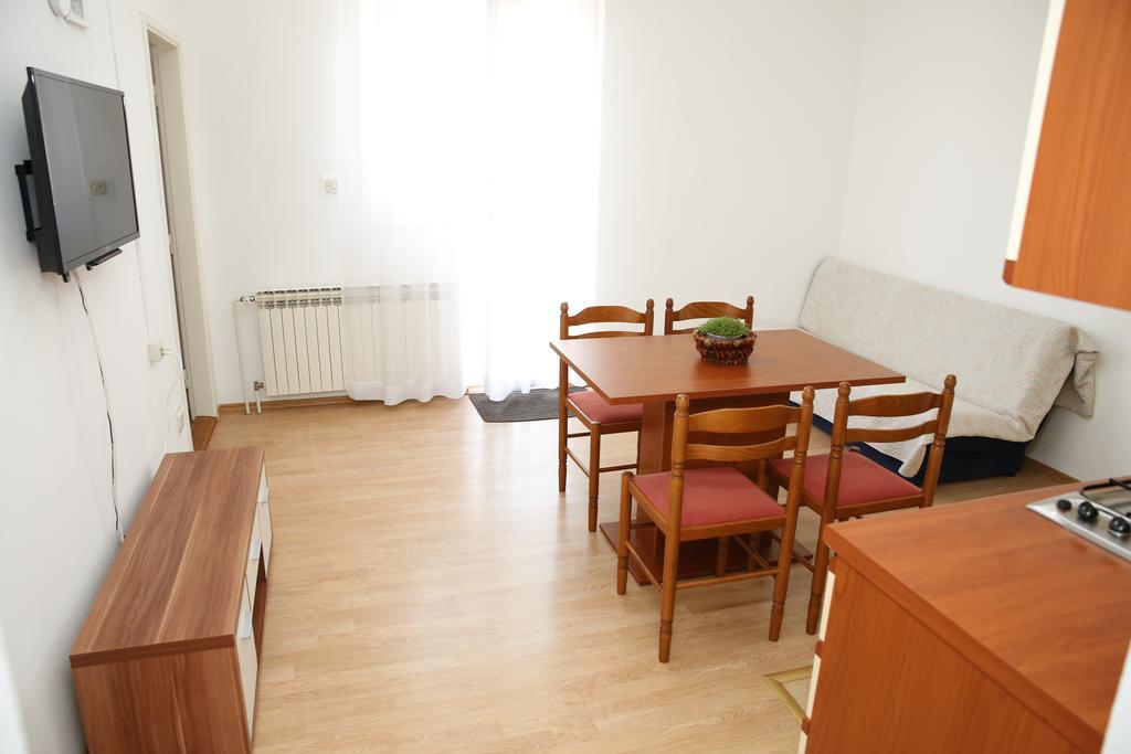 Apartmani Sprljan Vodice Kültér fotó