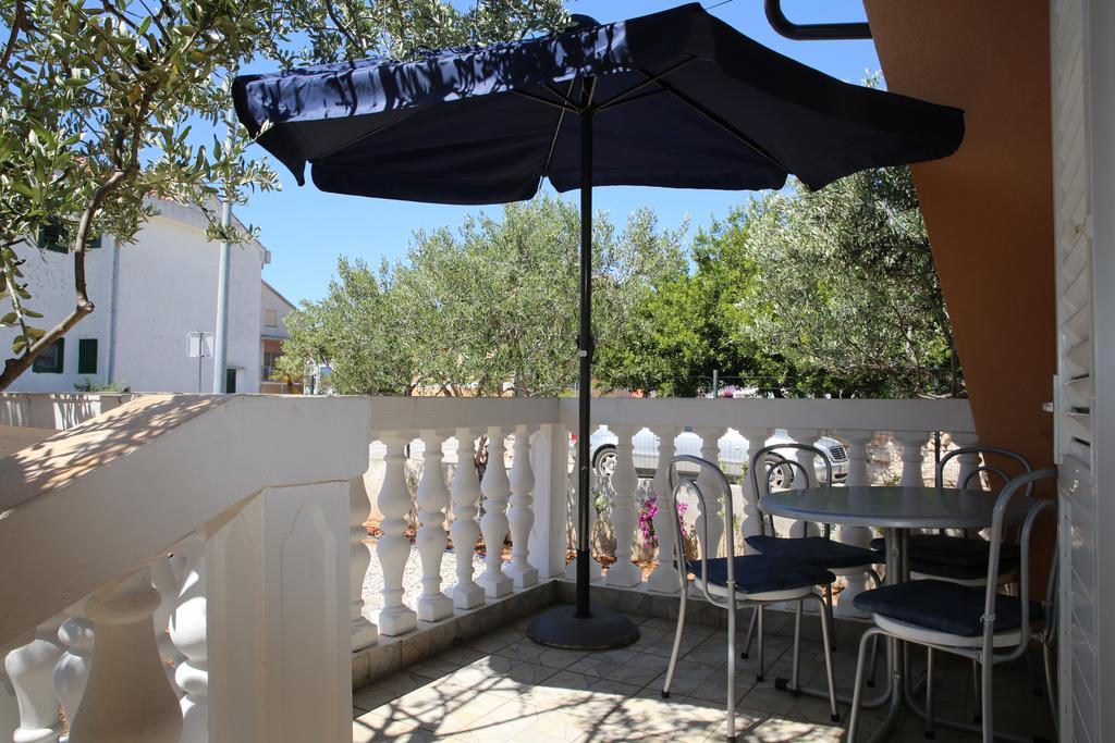 Apartmani Sprljan Vodice Kültér fotó