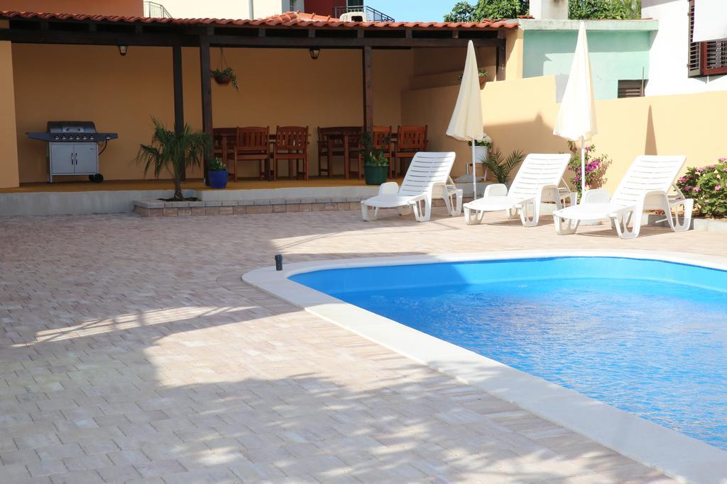 Apartmani Sprljan Vodice Kültér fotó