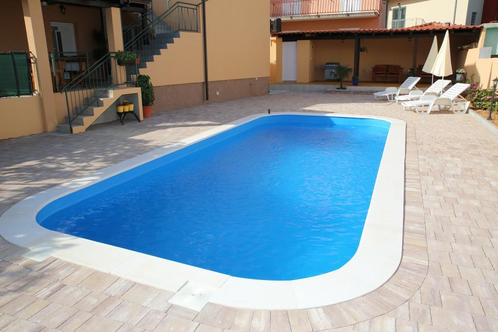Apartmani Sprljan Vodice Kültér fotó