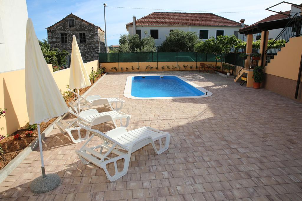 Apartmani Sprljan Vodice Kültér fotó